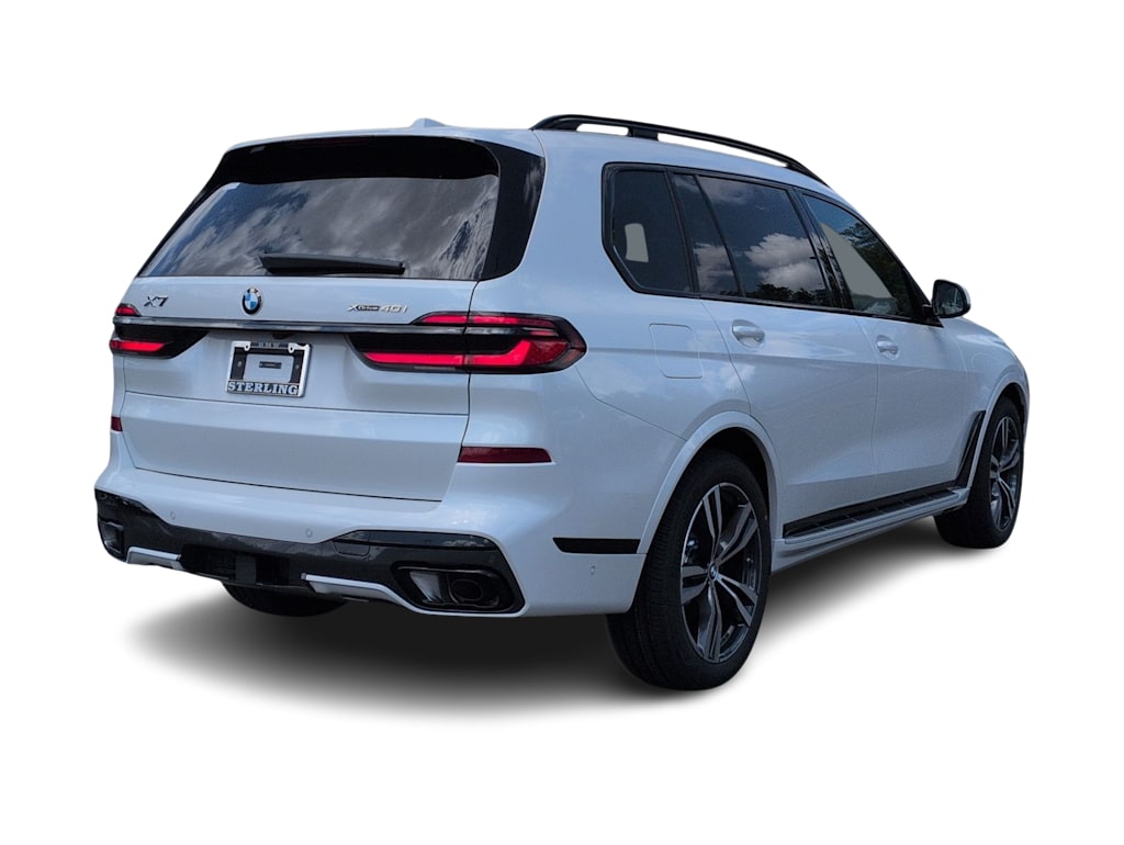 Thumbnail: 2027 BMW X7 - 23