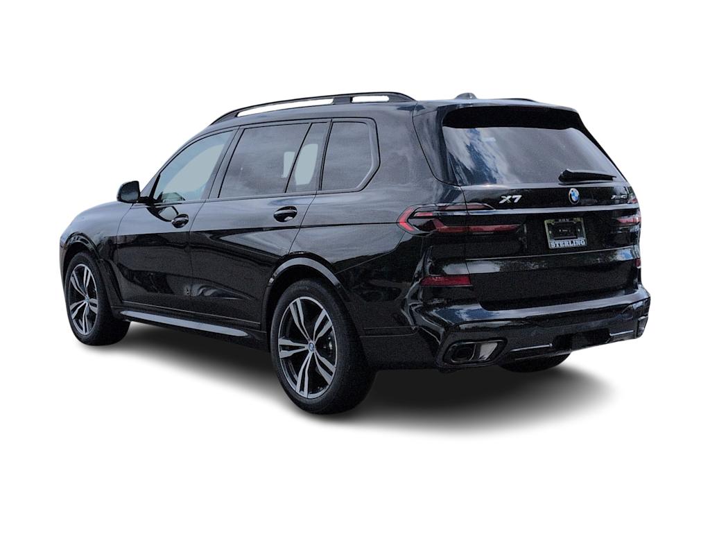 Thumbnail: 2027 BMW X7 - 4