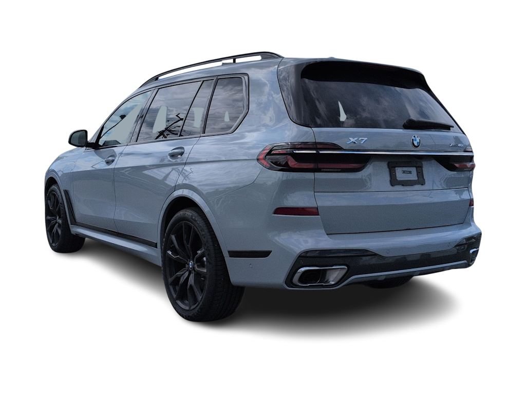 Thumbnail: 2026 BMW X7 - 4