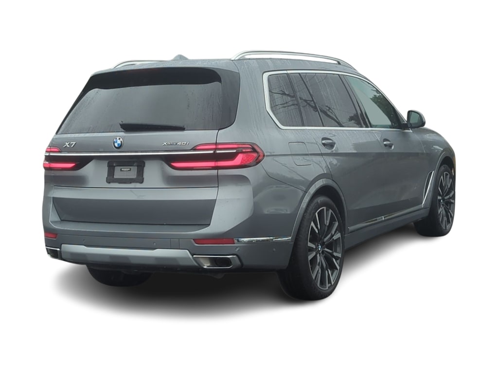 Thumbnail: 2023 BMW X7 - 21