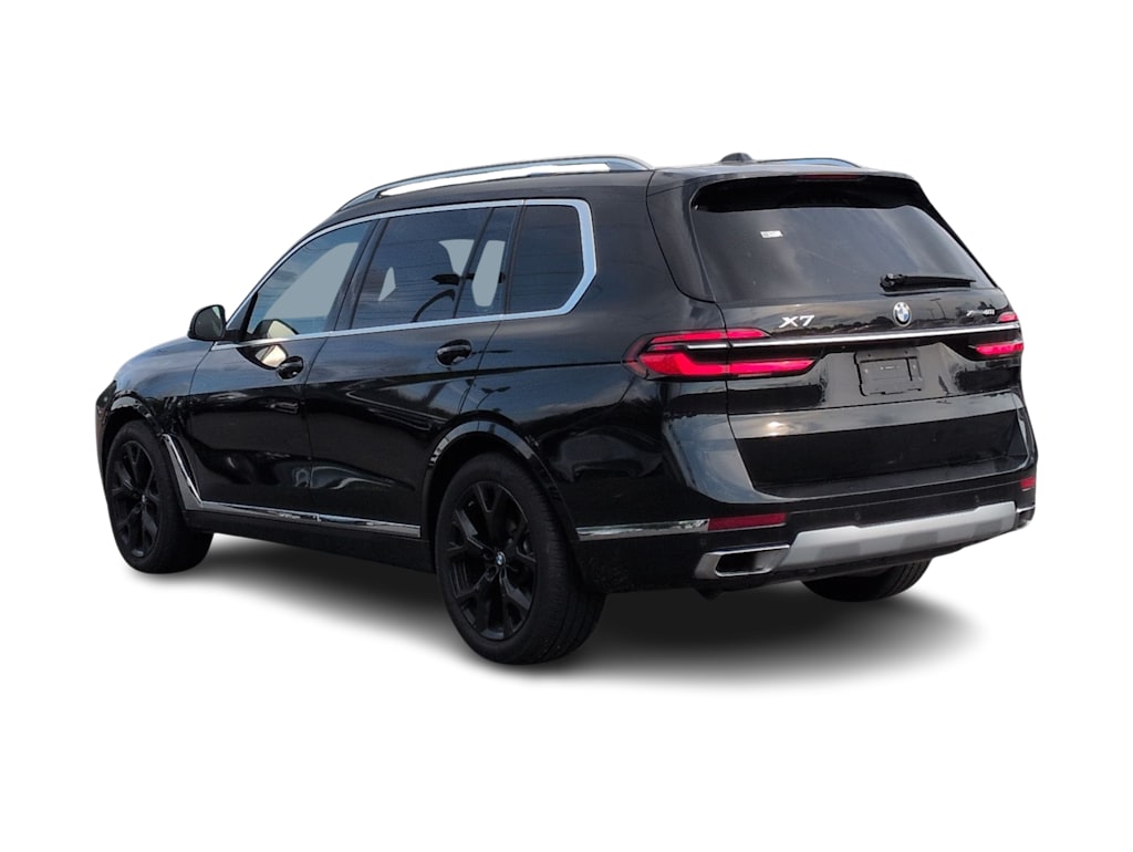 Thumbnail: 2026 BMW X7 - 4