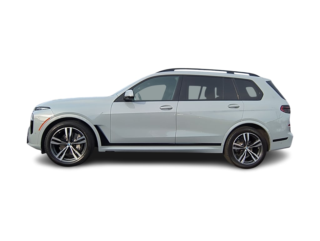 Thumbnail: 2023 BMW X7 - 3