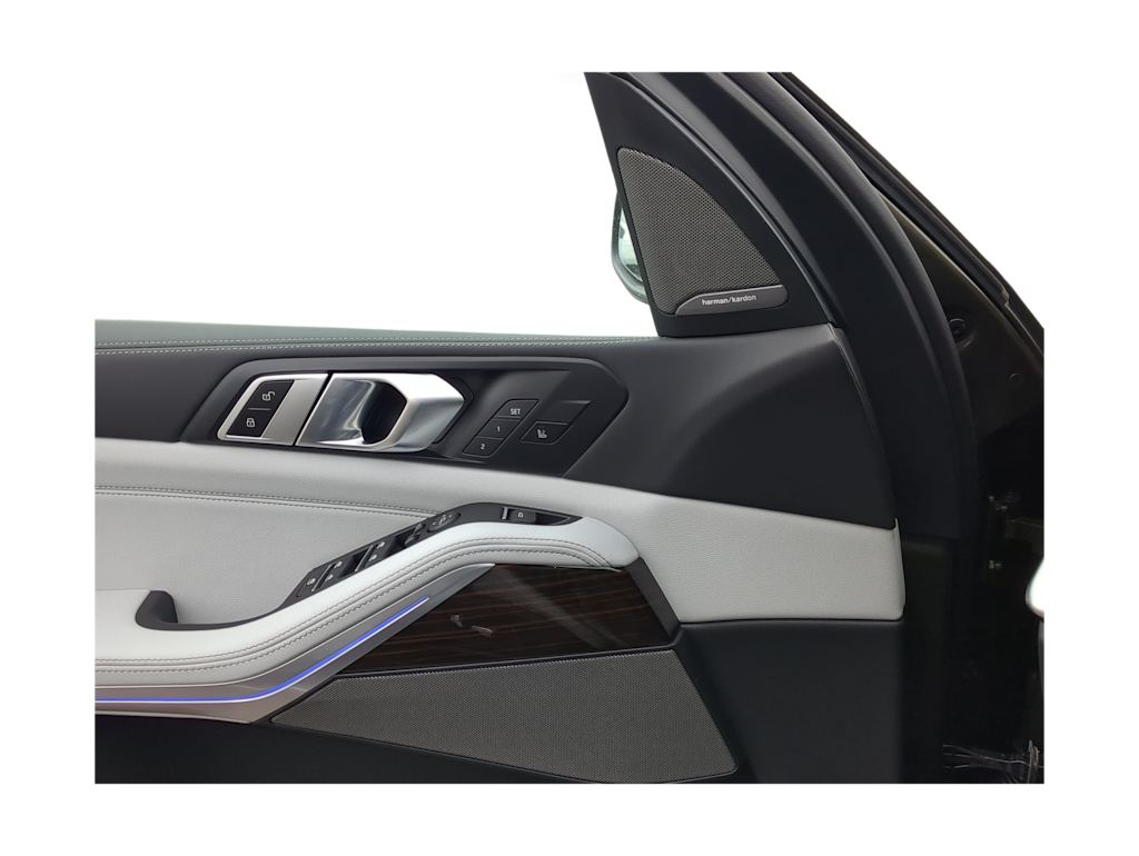 Thumbnail: 2026 BMW X5 - 38