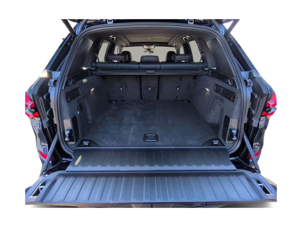 Thumbnail: 2026 BMW X5 - 18