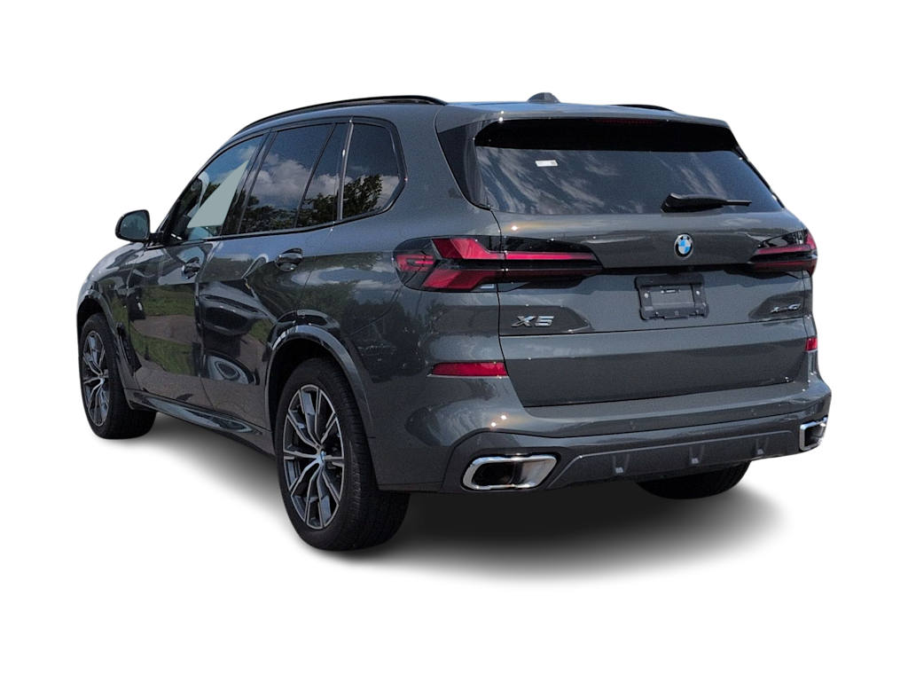Thumbnail: 2026 BMW X5 - 3