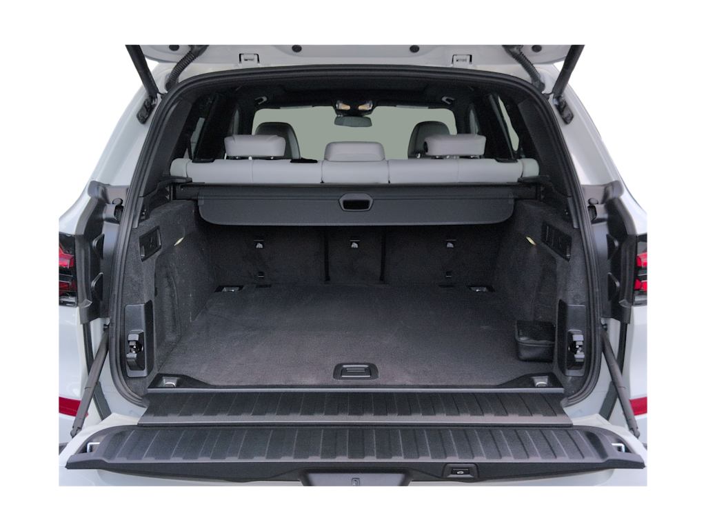 Thumbnail: 2026 BMW X5 - 38