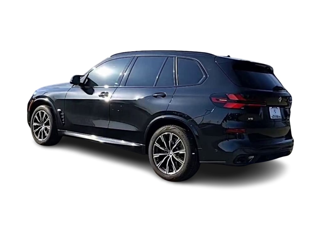 2024 BMW X5 M60i 4