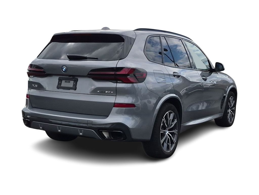 Thumbnail: 2025 BMW X5 - 23