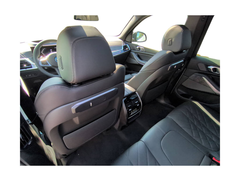 Thumbnail: 2026 BMW X5 - 27