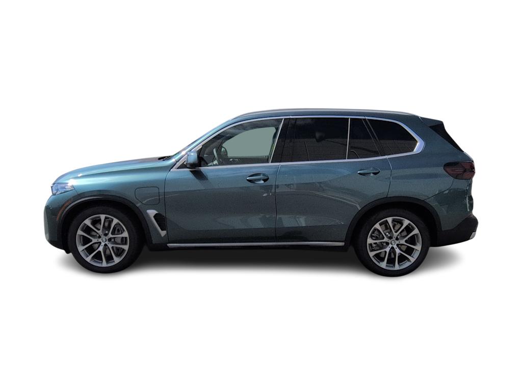 Thumbnail: 2026 BMW X5 - 3