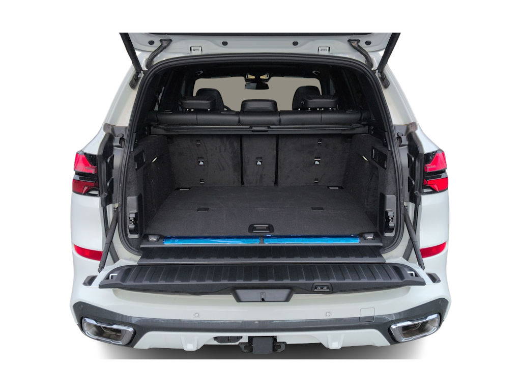 Thumbnail: 2026 BMW X5 - 16