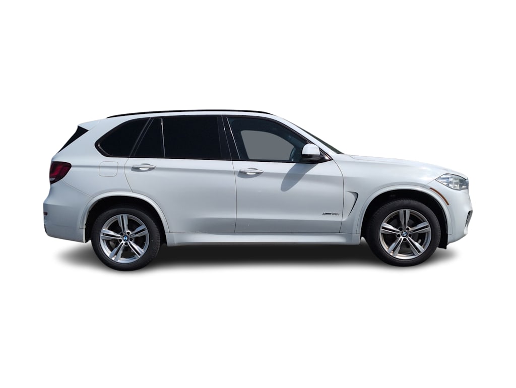Thumbnail: 2016 BMW X5 - 24