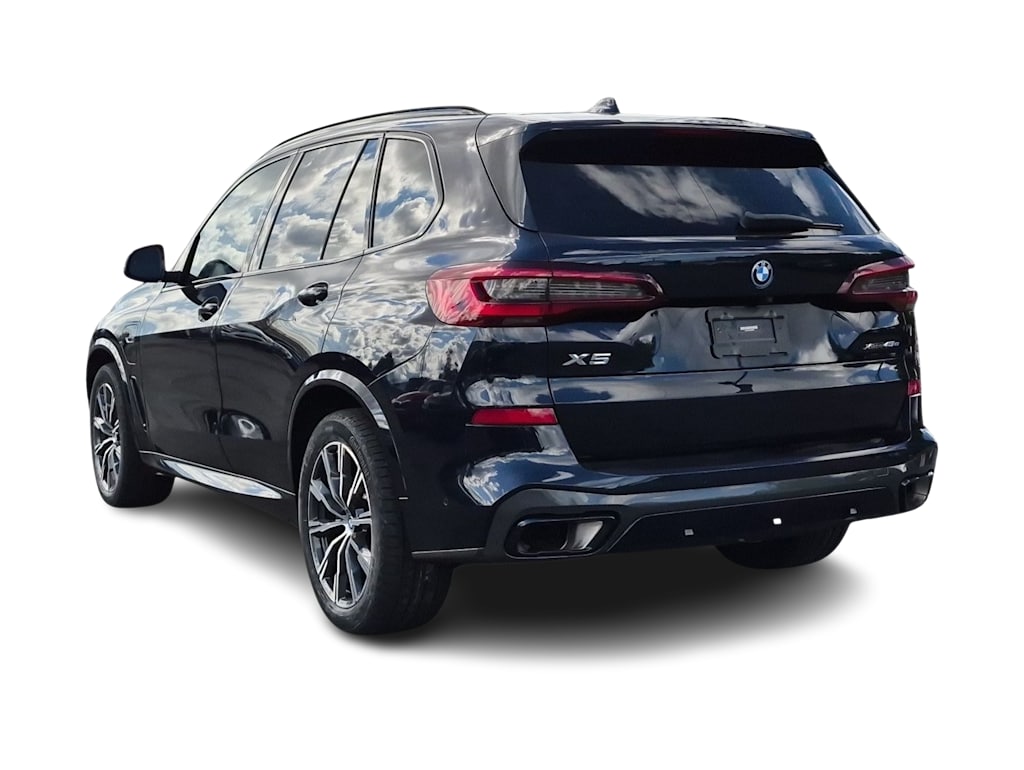 Thumbnail: 2023 BMW X5 - 4