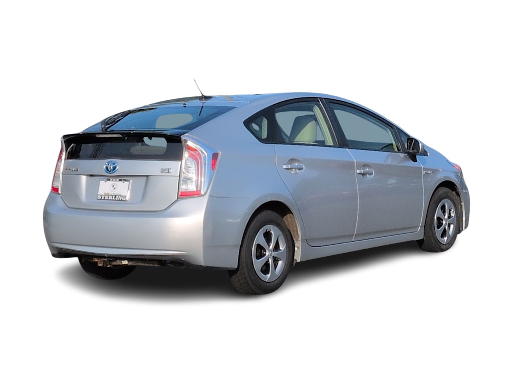 Thumbnail: 2015 Toyota Prius - 22