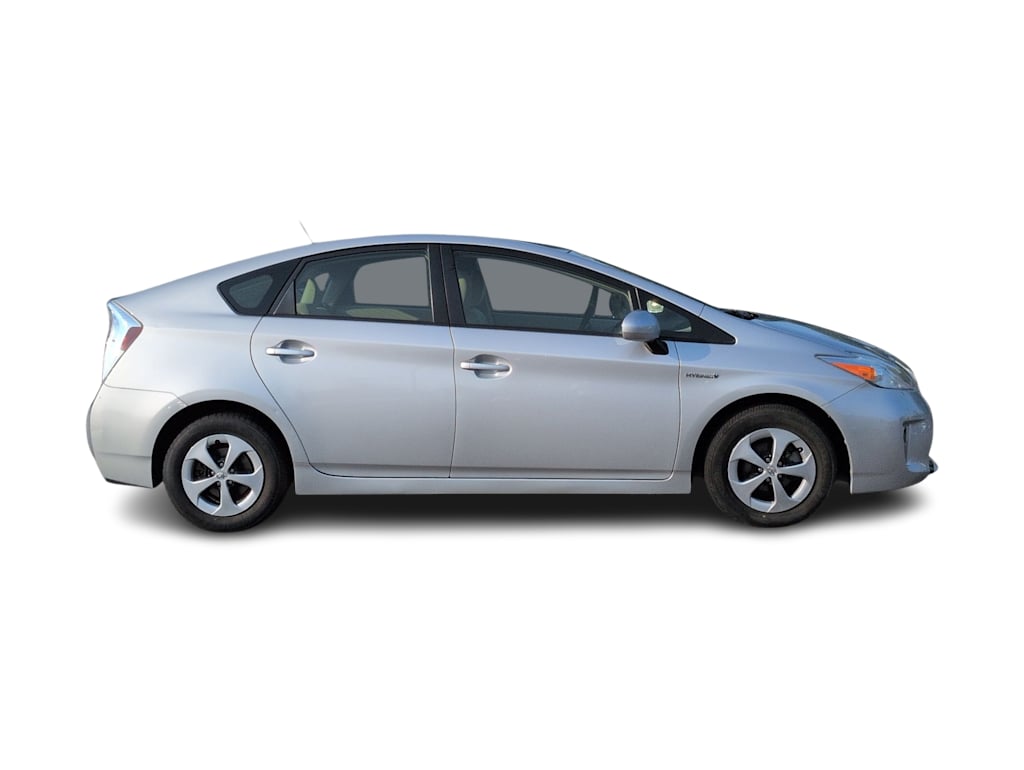Thumbnail: 2015 Toyota Prius - 23