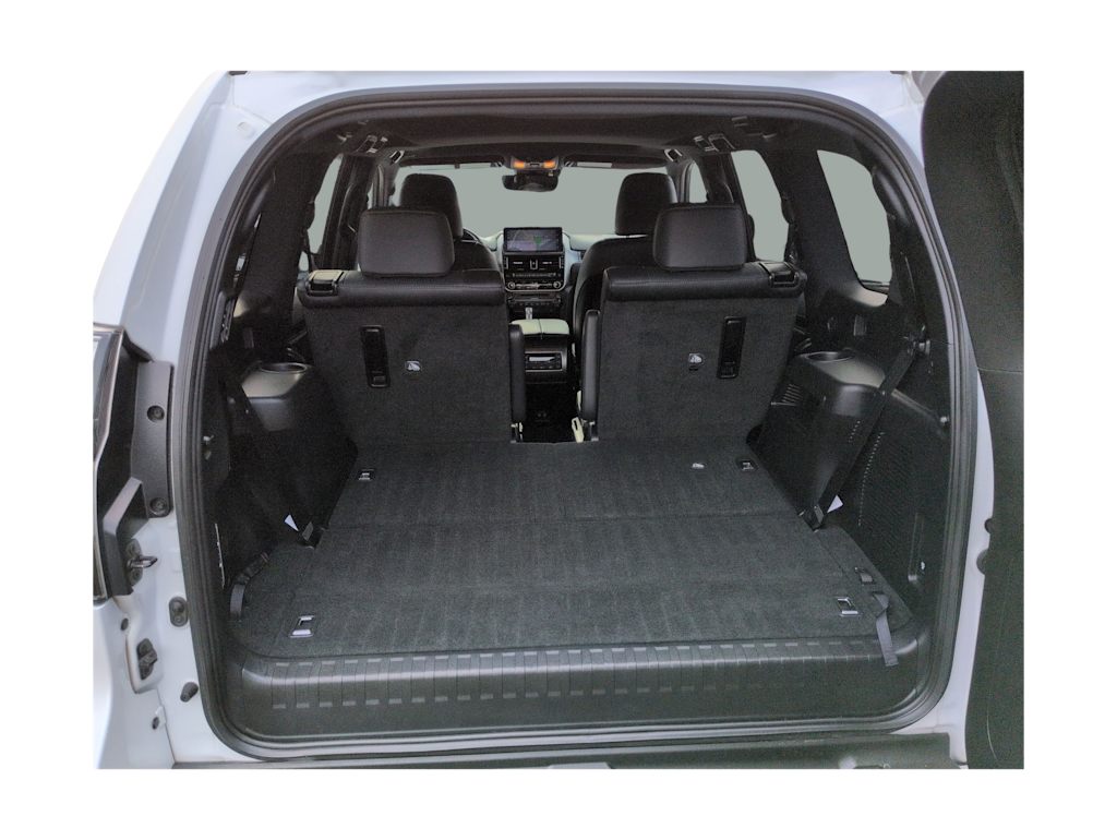 Thumbnail: 2023 Lexus GX - 18