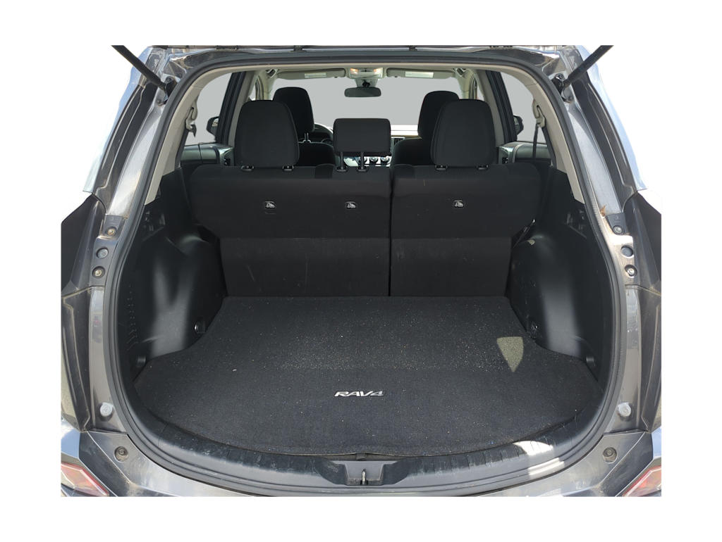 Thumbnail: 2018 Toyota RAV4 - 17