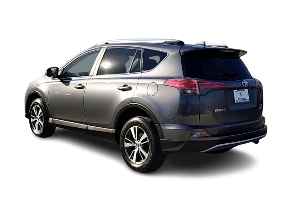 2018 Toyota RAV4 XLE 4