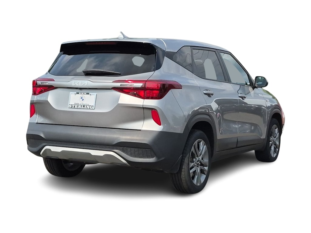 Thumbnail: 2023 Kia Seltos - 23