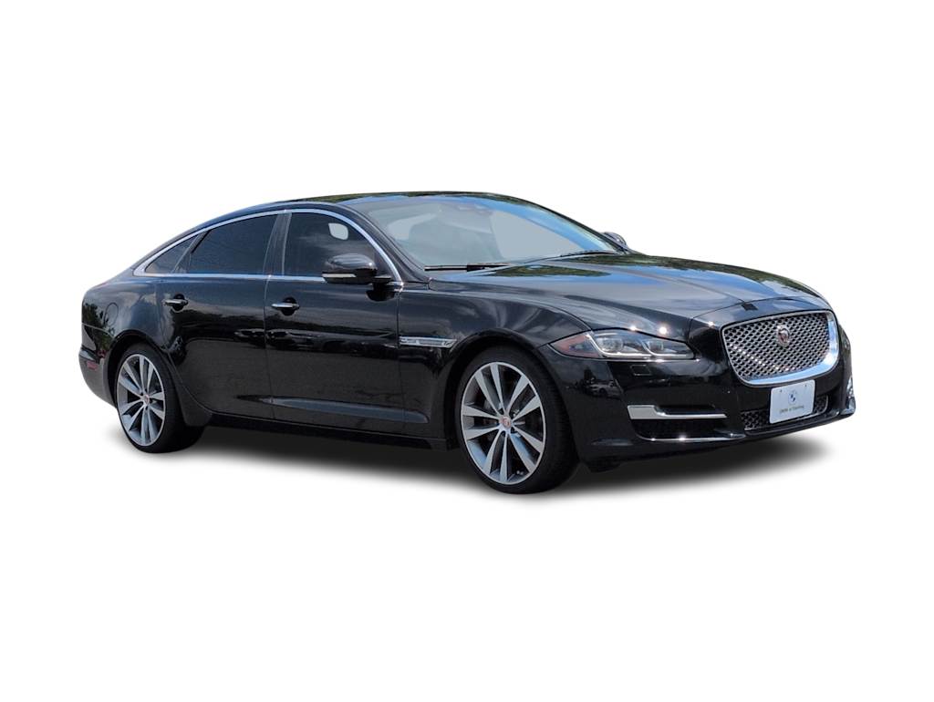 Thumbnail: 2019 Jaguar XJ - 20