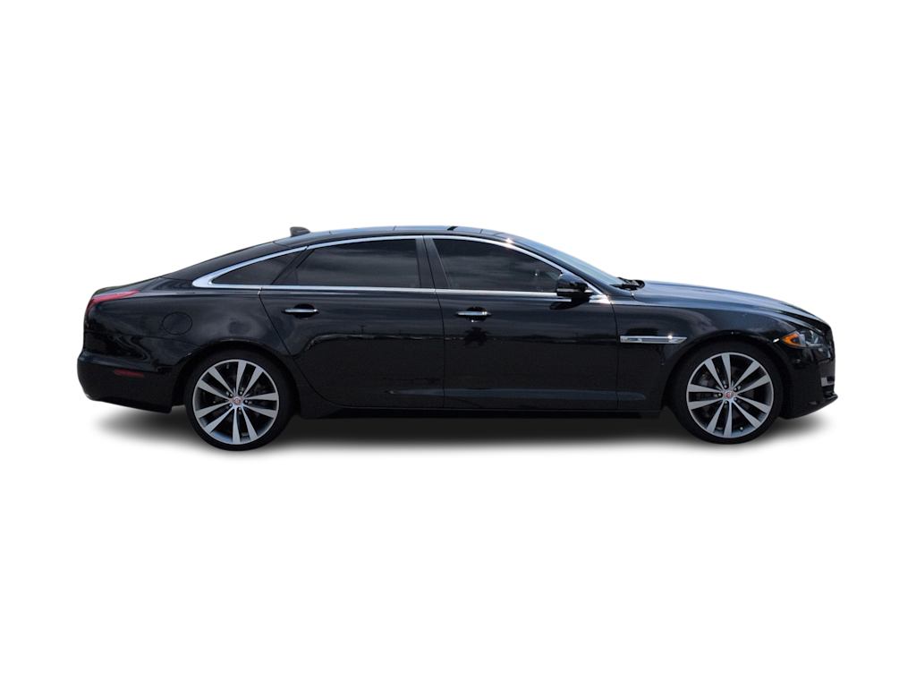 Thumbnail: 2019 Jaguar XJ - 24