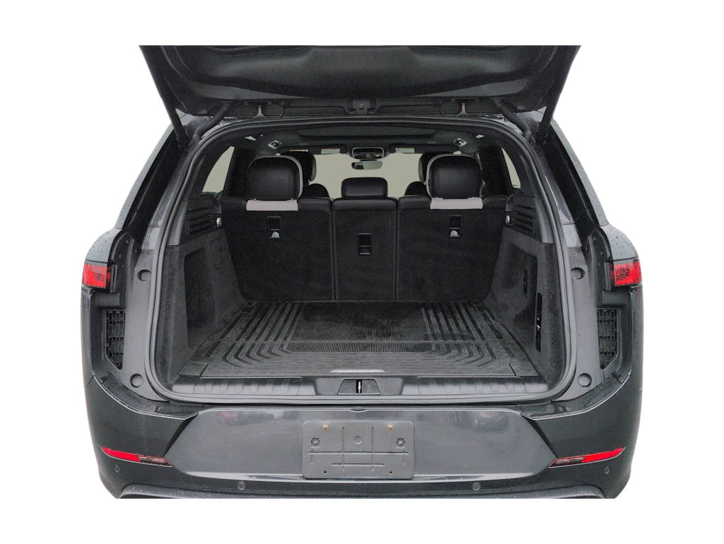 Thumbnail: 2023 Land Rover Range Rover Sport - 17