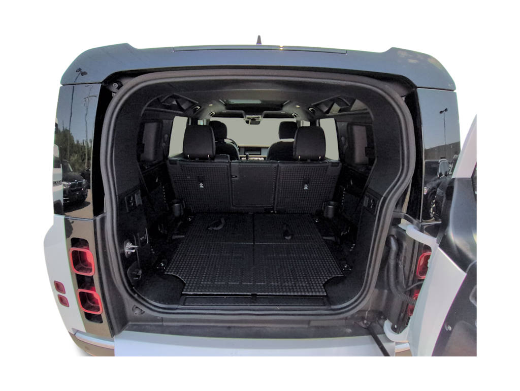 Thumbnail: 2024 Land Rover Defender - 17