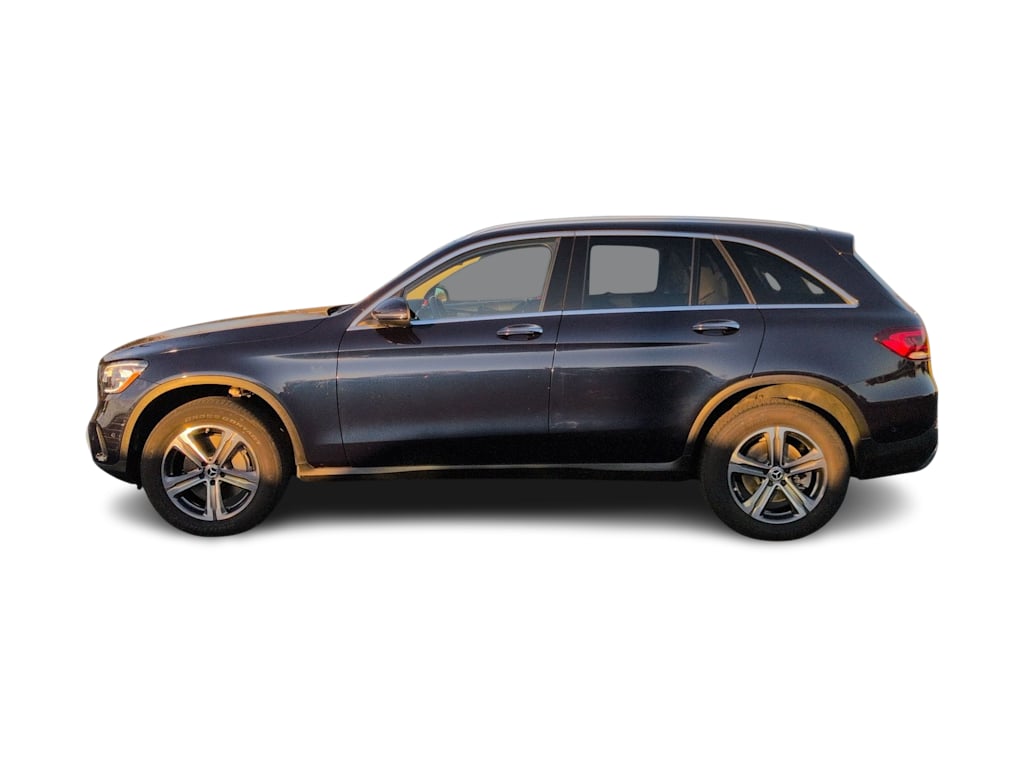 Thumbnail: 2022 Mercedes-Benz GLC - 3