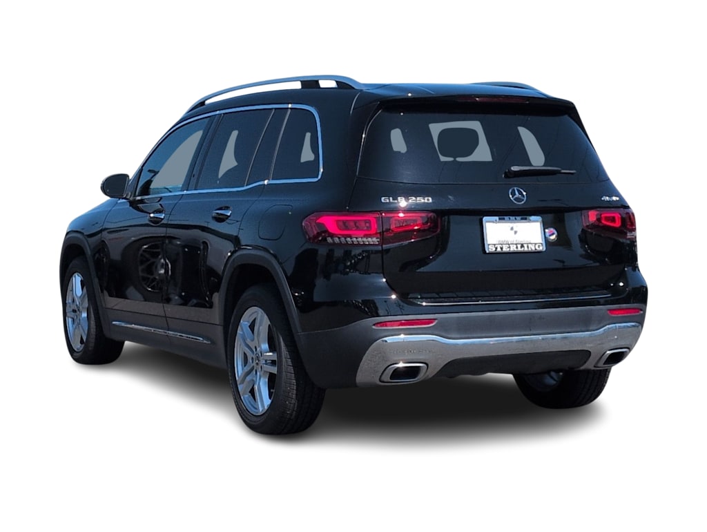 Thumbnail: 2022 Mercedes-Benz GLB - 4