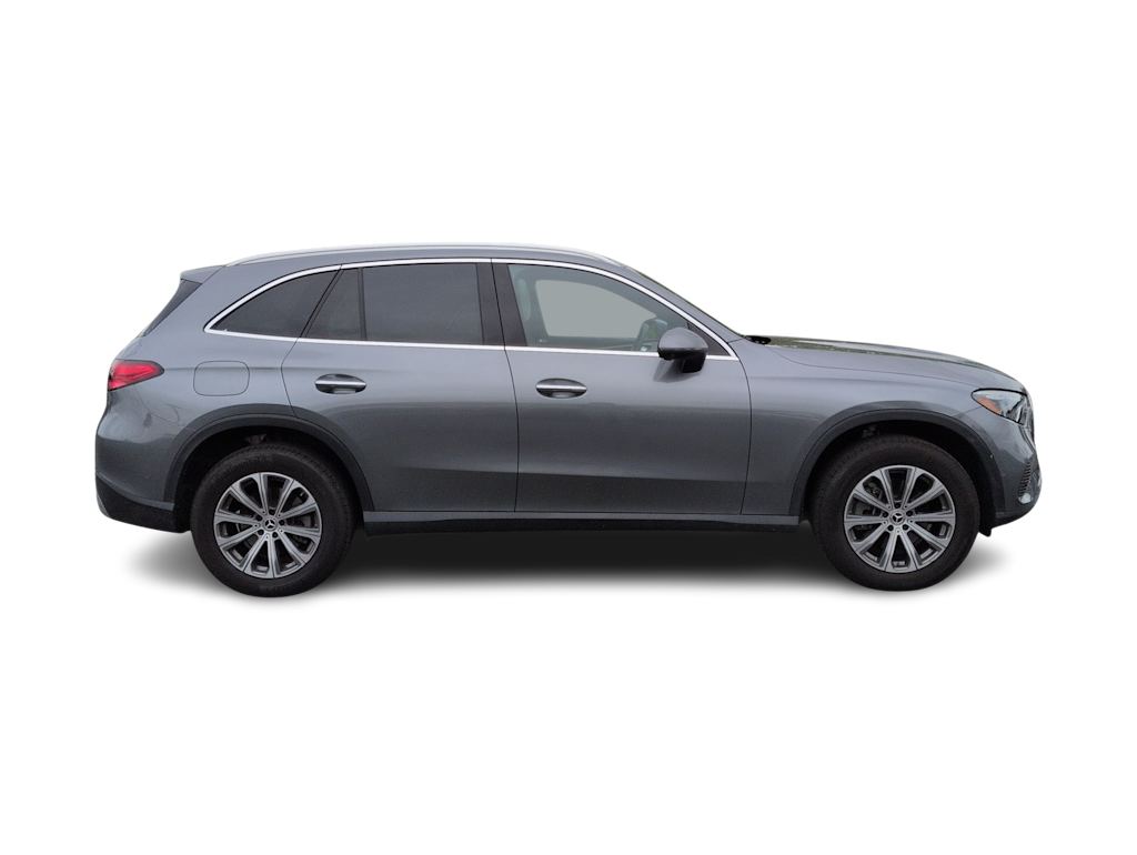 Thumbnail: 2023 Mercedes-Benz GLC - 23