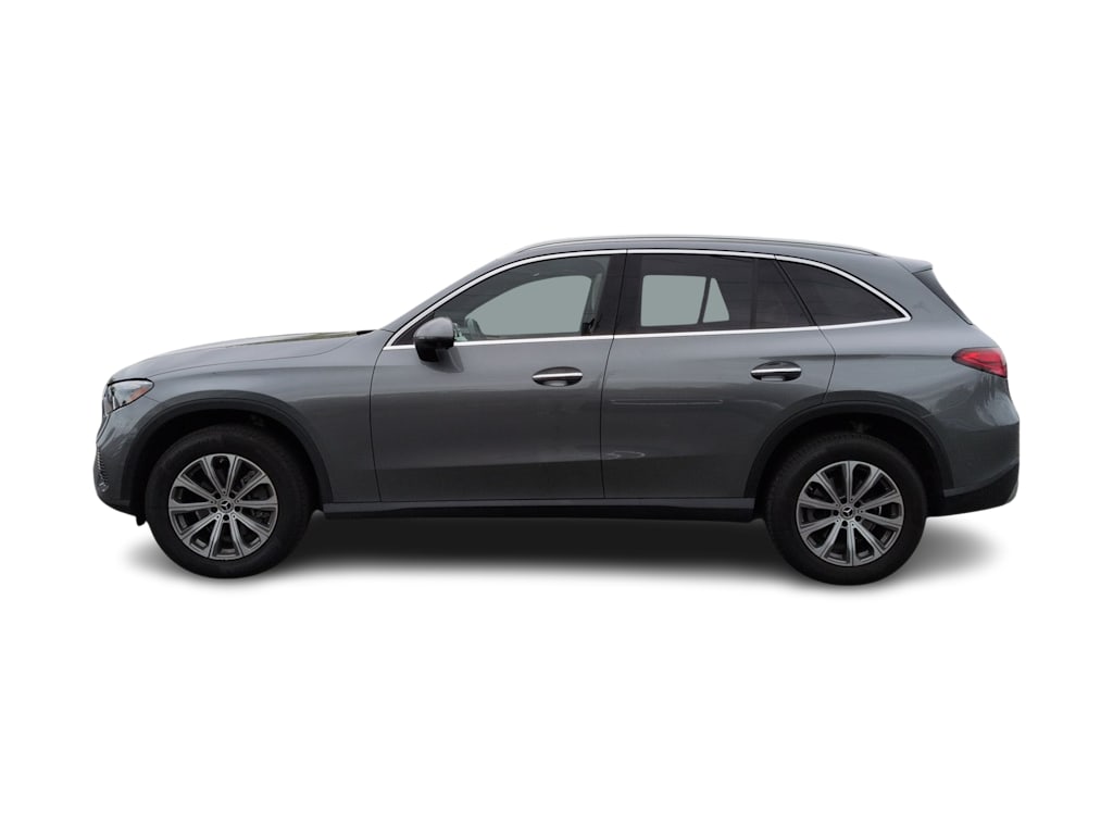 Thumbnail: 2023 Mercedes-Benz GLC - 3