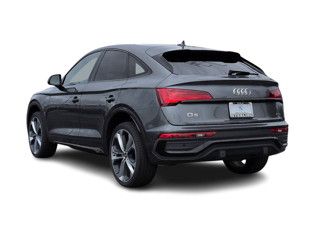 Thumbnail: 2022 Audi Q5 - 4