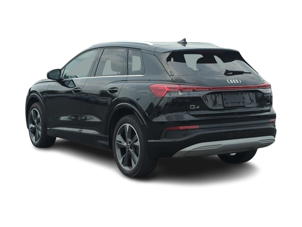 Thumbnail: 2022 Audi Q4 e-tron - 4