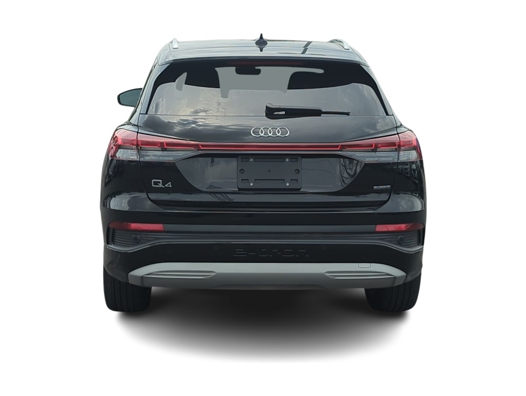 Thumbnail: 2022 Audi Q4 e-tron - 20