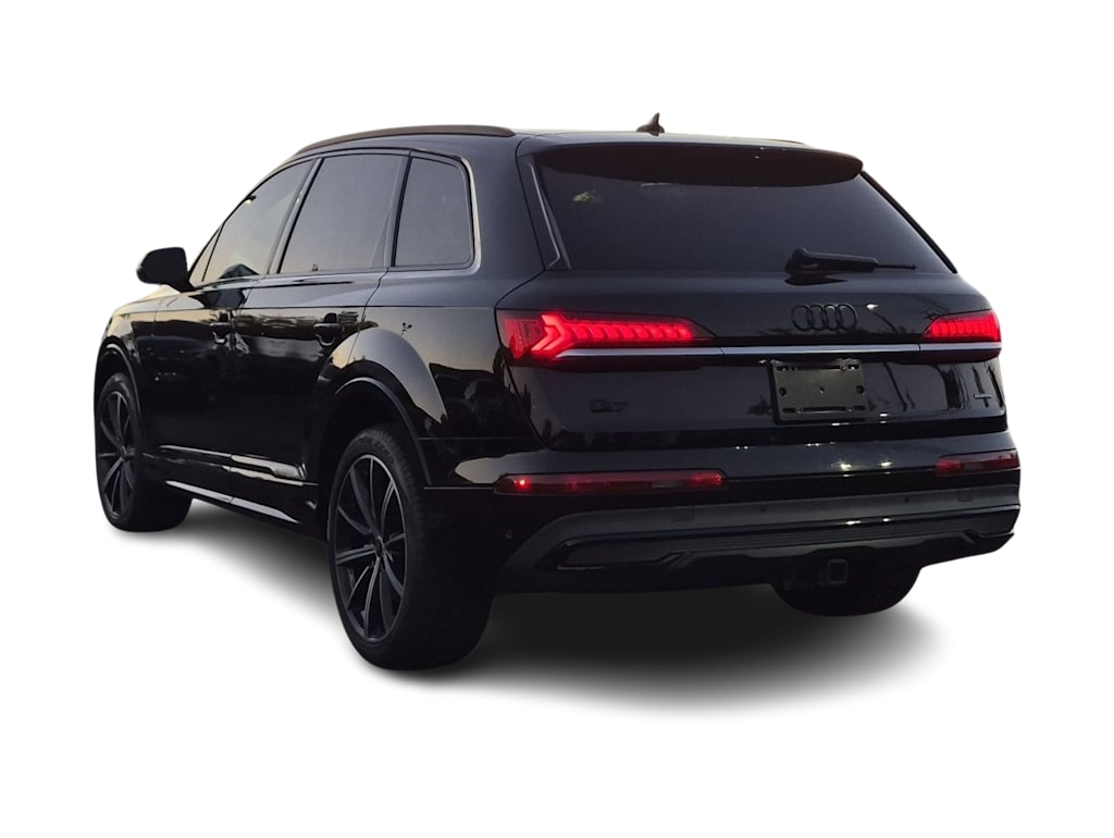 Thumbnail: 2021 Audi Q7 - 4