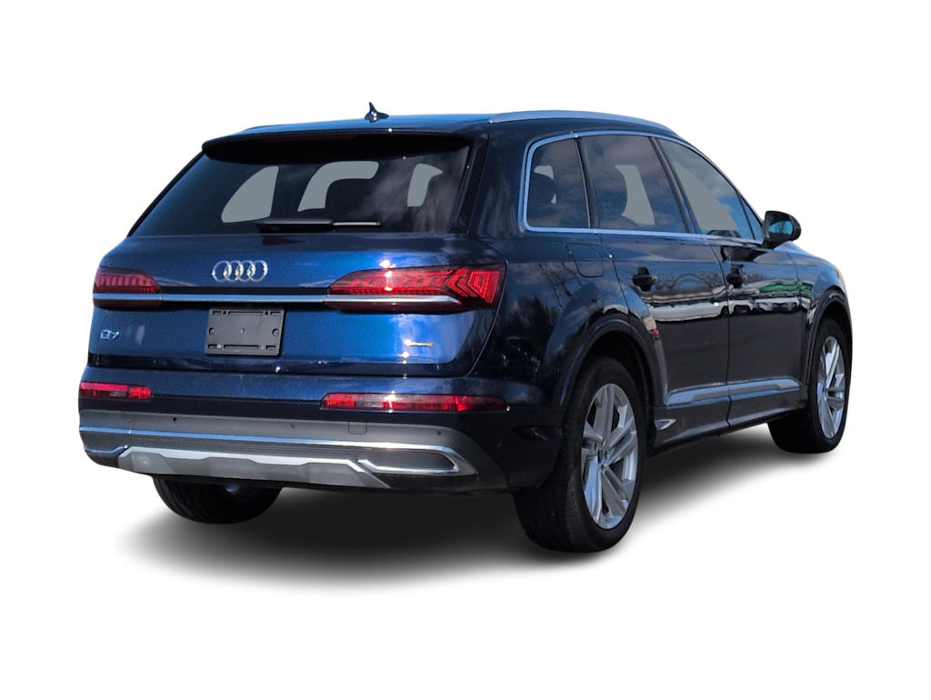 Thumbnail: 2022 Audi Q7 - 22