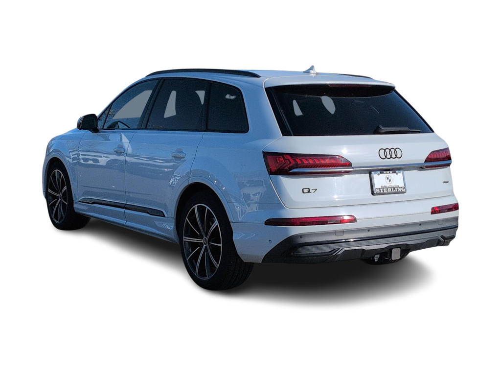 Thumbnail: 2021 Audi Q7 - 4