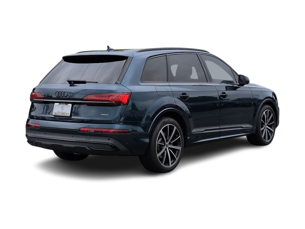 Thumbnail: 2022 Audi Q7 - 21
