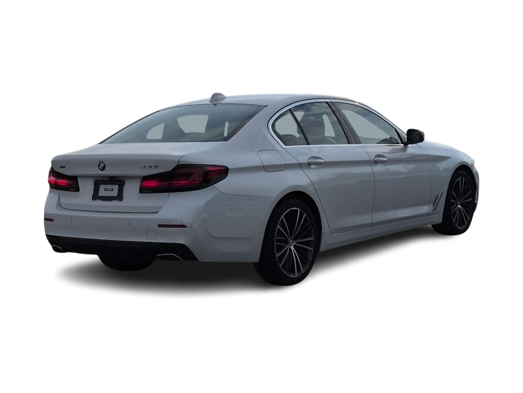 Thumbnail: 2023 BMW 5 Series - 21