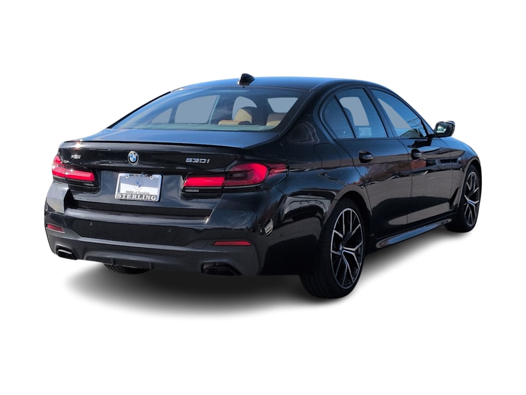 Thumbnail: 2023 BMW 5 Series - 22