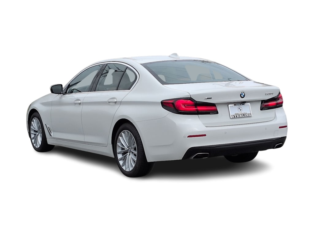 Thumbnail: 2023 BMW 5 Series - 4