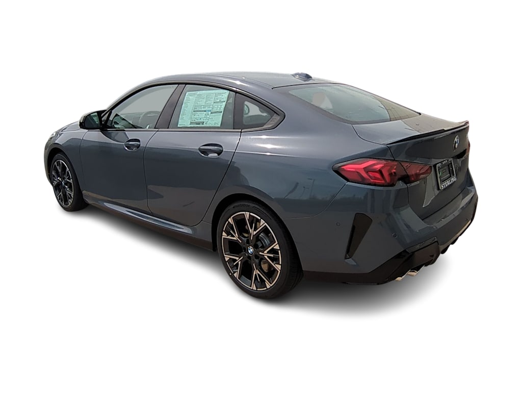 Thumbnail: 2025 BMW 2 Series - 4