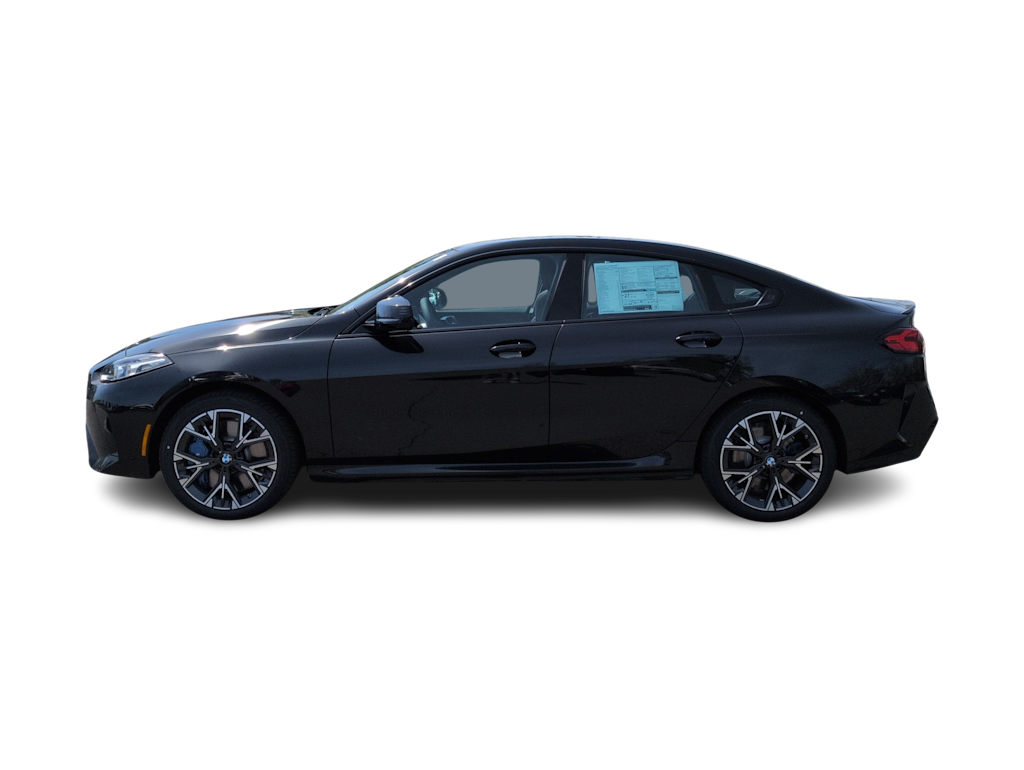 Thumbnail: 2026 BMW 2 Series - 3