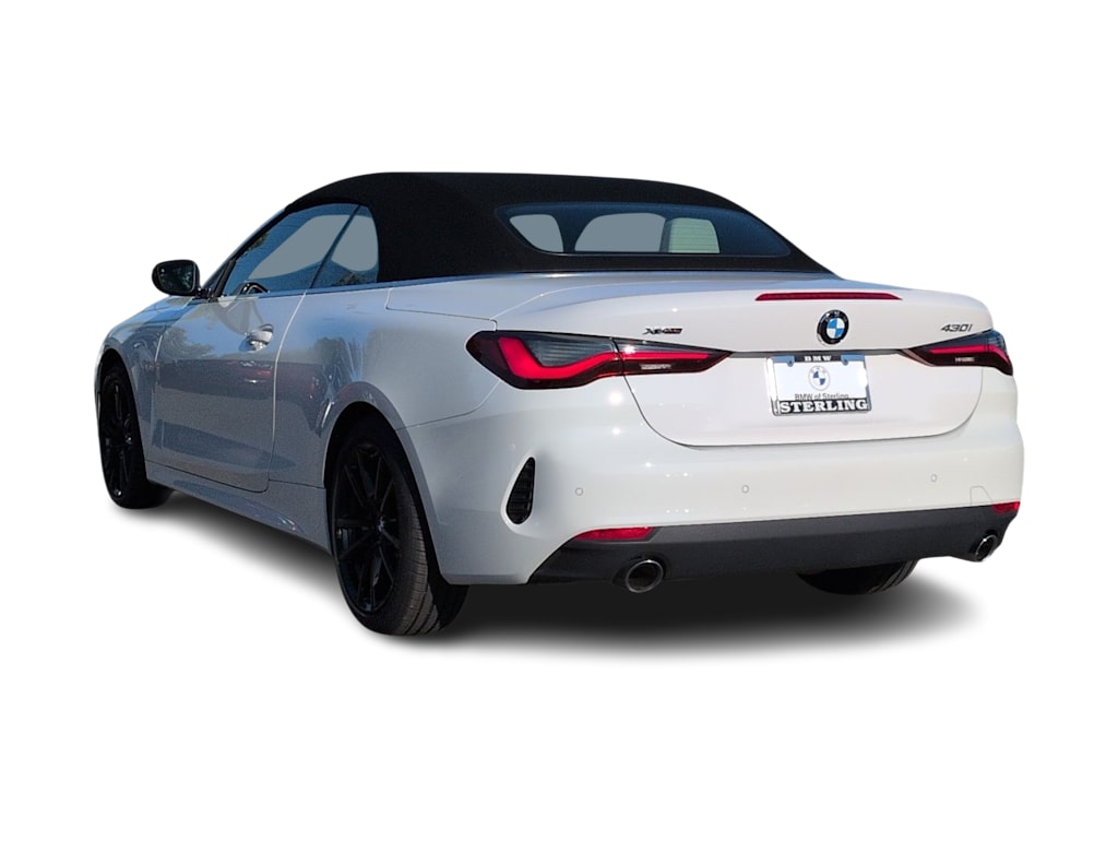 Thumbnail: 2022 BMW 4 Series - 4