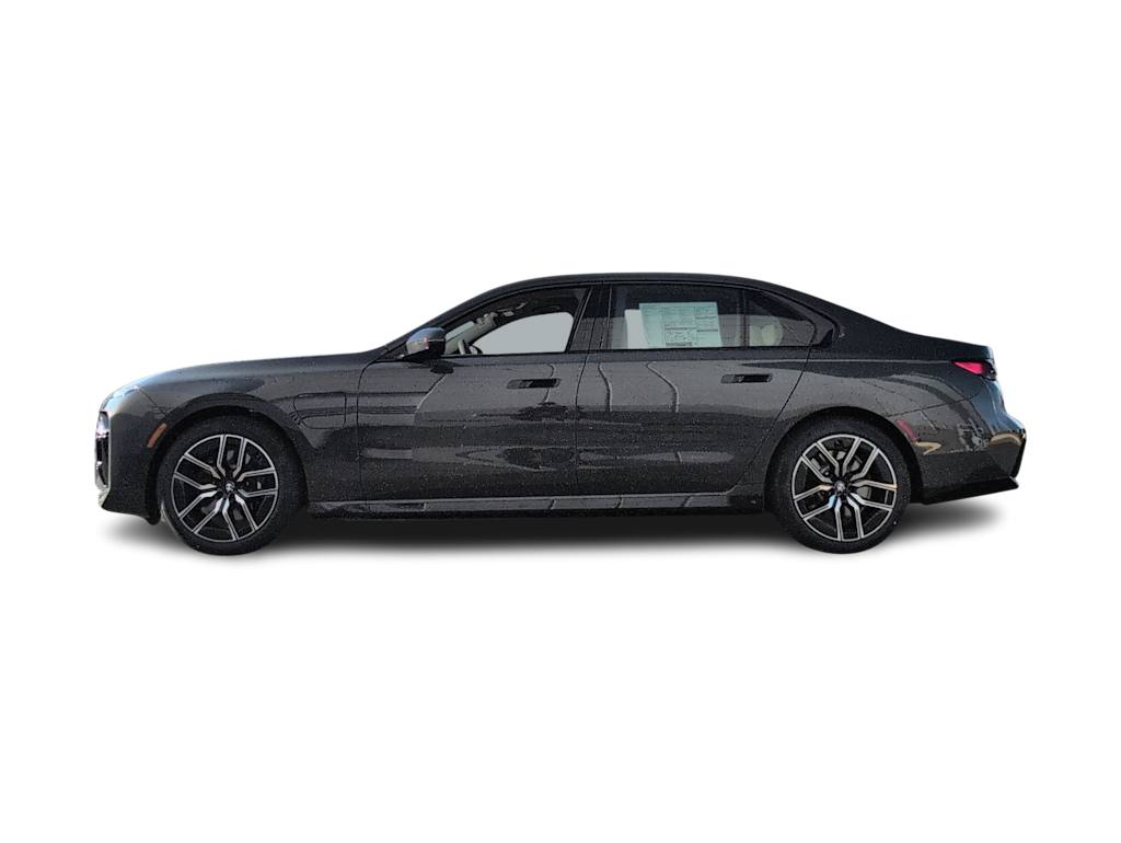 Thumbnail: 2026 BMW 7 Series - 3