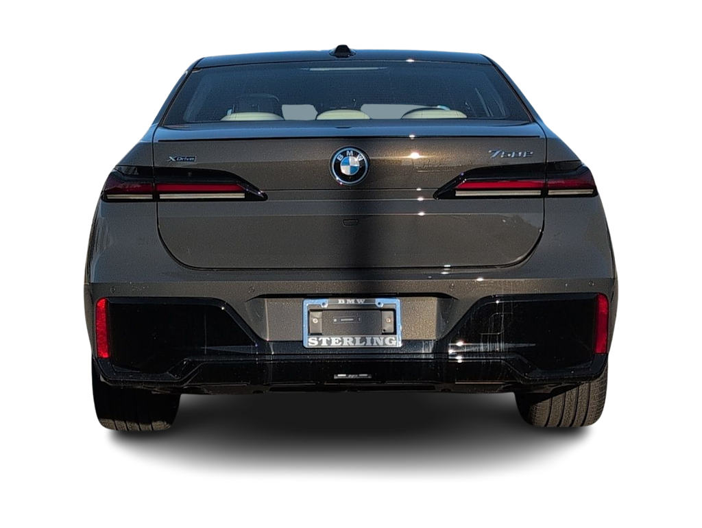 Thumbnail: 2026 BMW 7 Series - 5
