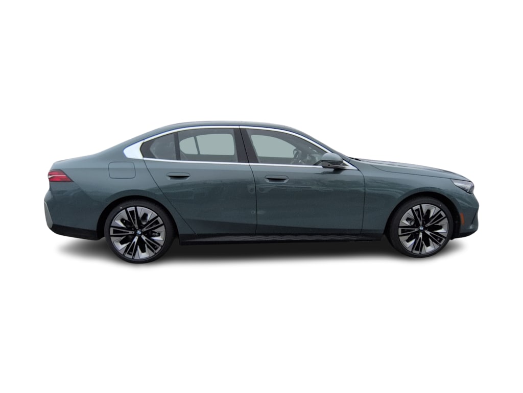 Thumbnail: 2026 BMW 5 Series - 19