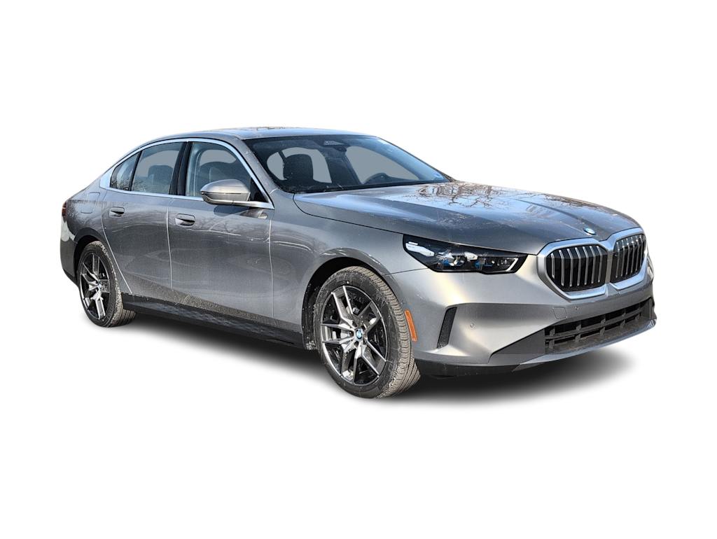 Thumbnail: 2026 BMW 5 Series - 18