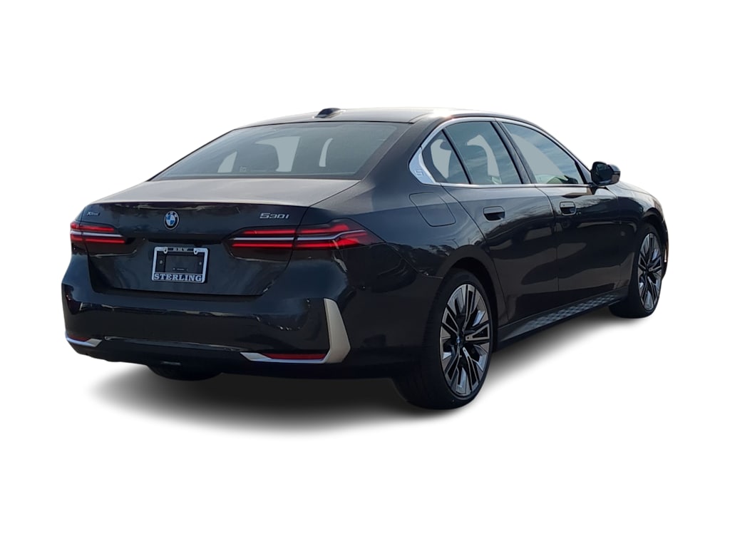Thumbnail: 2026 BMW 5 Series - 22