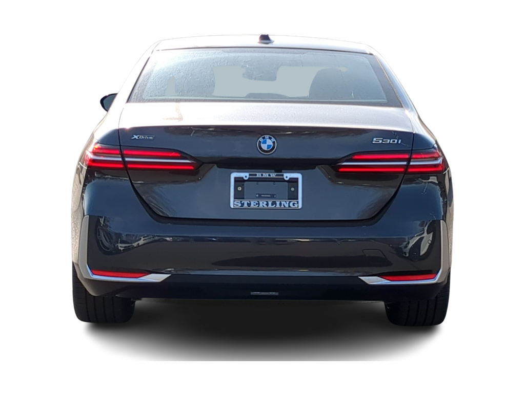 Thumbnail: 2026 BMW 5 Series - 5